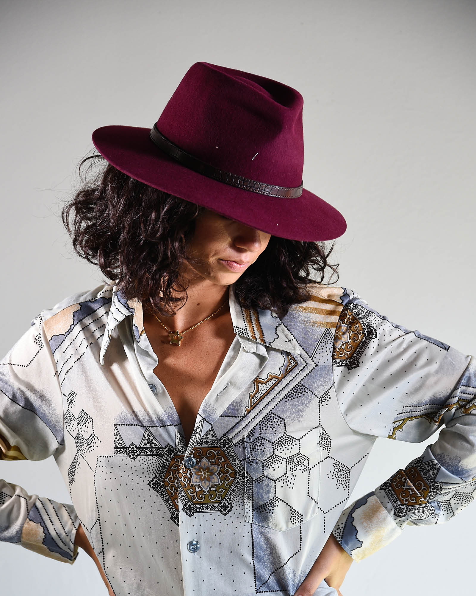 Refined Wine Classic Felt Hat - Image 3