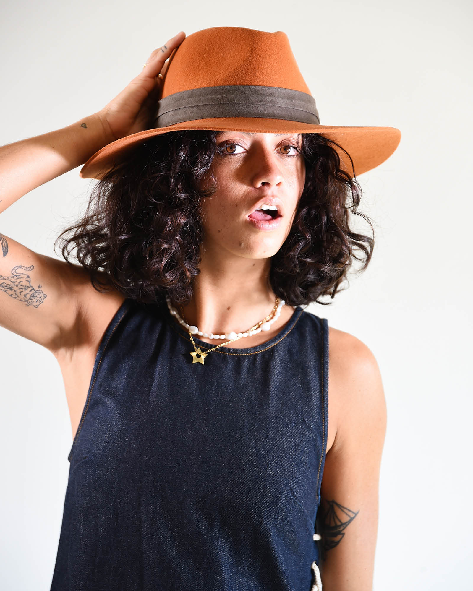 Casual Rust Orange Wide Brim Felt Hat - Image 4
