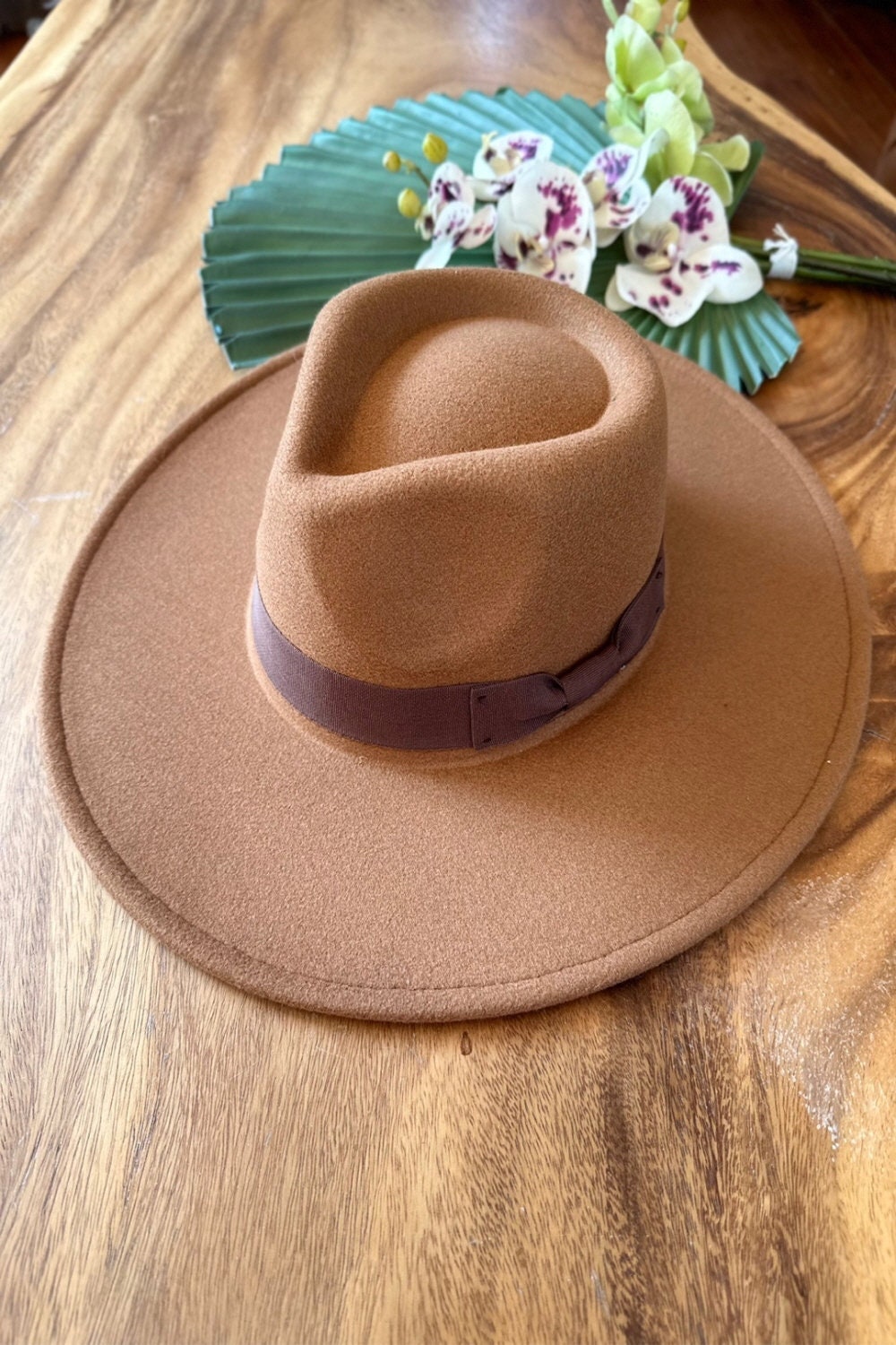 Vegan Felt Fedora Hat: Wide Brim Rancher Style, Adjustable Fit - Image 10