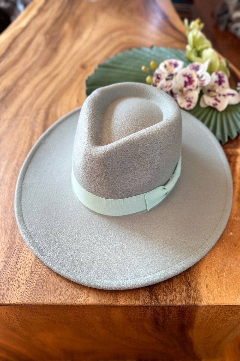 Vegan Felt Fedora Hat: Wide Brim Rancher Style, Adjustable Fit - Image 8