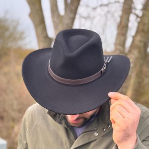 Wool Felt Cowboy Hat: Crushable Western Hat with Structured Brim
