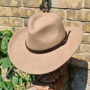 Crushable Wool Felt Cowboy Hat: Western Style with Classic Brim