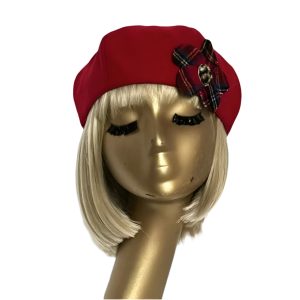 Beret Plaid Flower with Patterned Finish